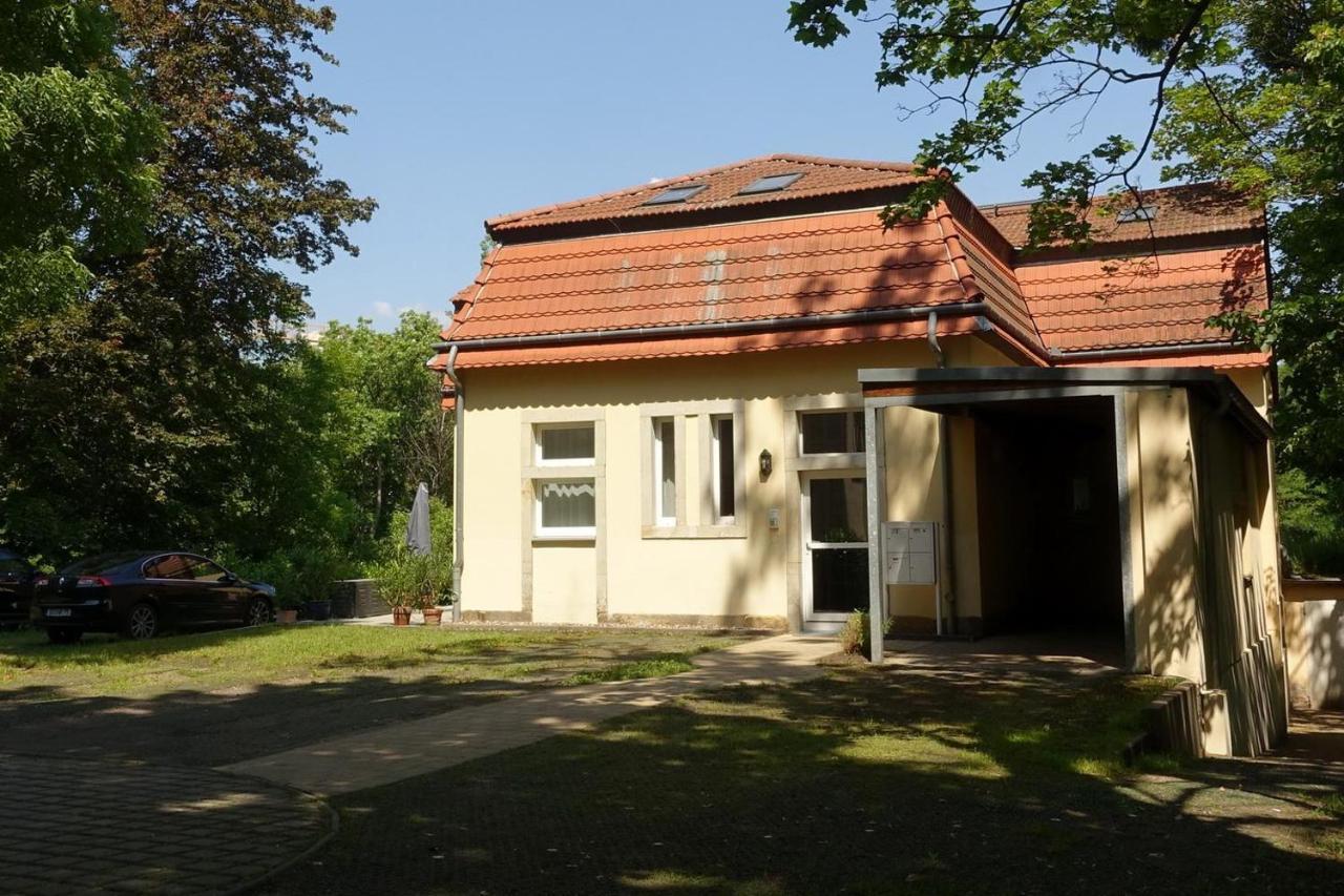 Campus Apartment Ernst Dresden Bagian luar foto